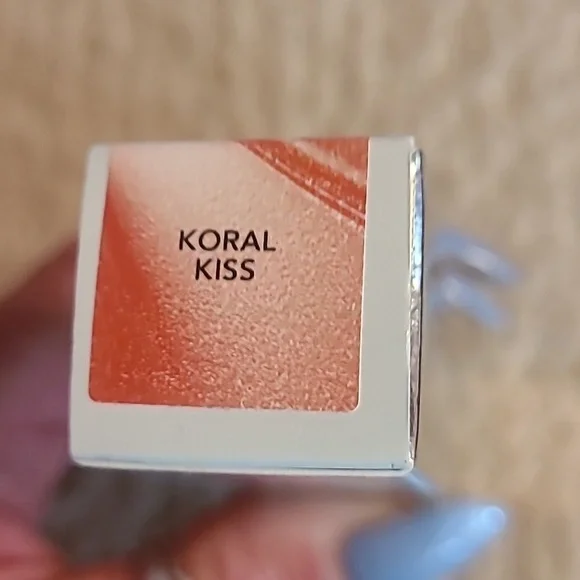 NIB, BUXOM PLUMP SHOT SHEER TINT IN KORAL KISS LIP GLOSS SERUM - Picture 8 of 8